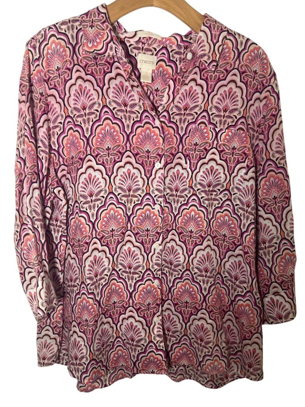 Women's Chico's pink linen shirt geometric print size 3 (XL)
